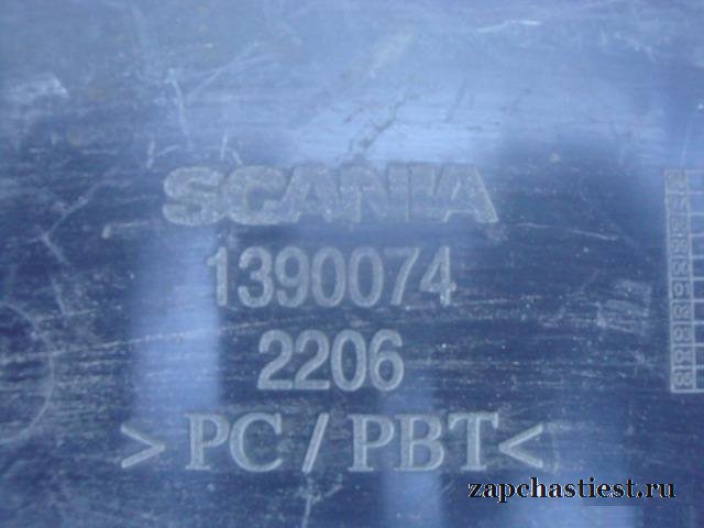 1390074.Накладка на подножку Scania 4-Serie