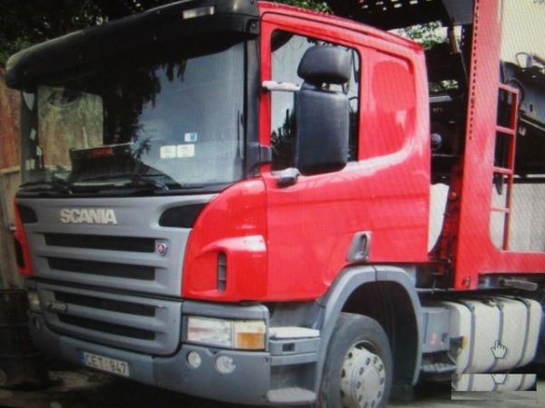 Дверь левая правая scania P380 2008год