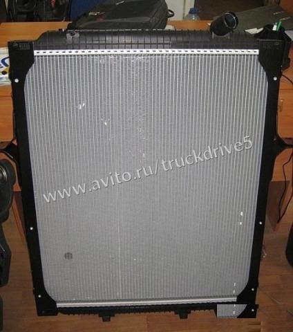 Радиатор Рено Премиум водяной RVI Premium DXI